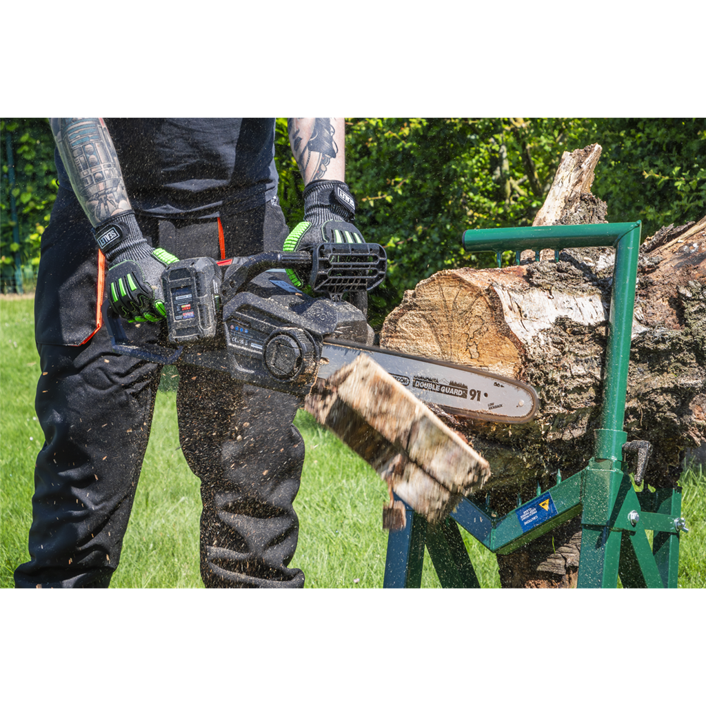 SV20 Series 35cm Cordless Chainsaw 40V - Body Only
