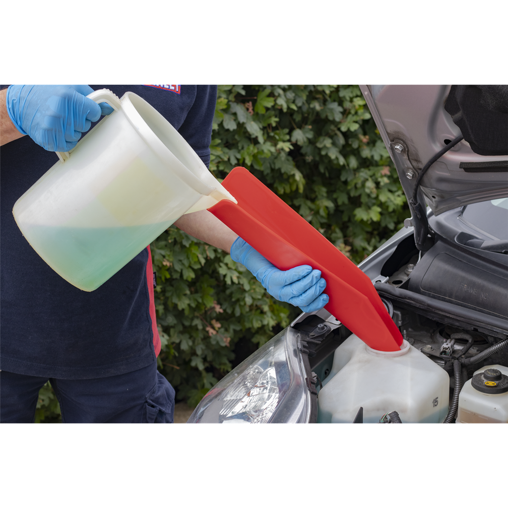Flexible/Mouldable Funnel