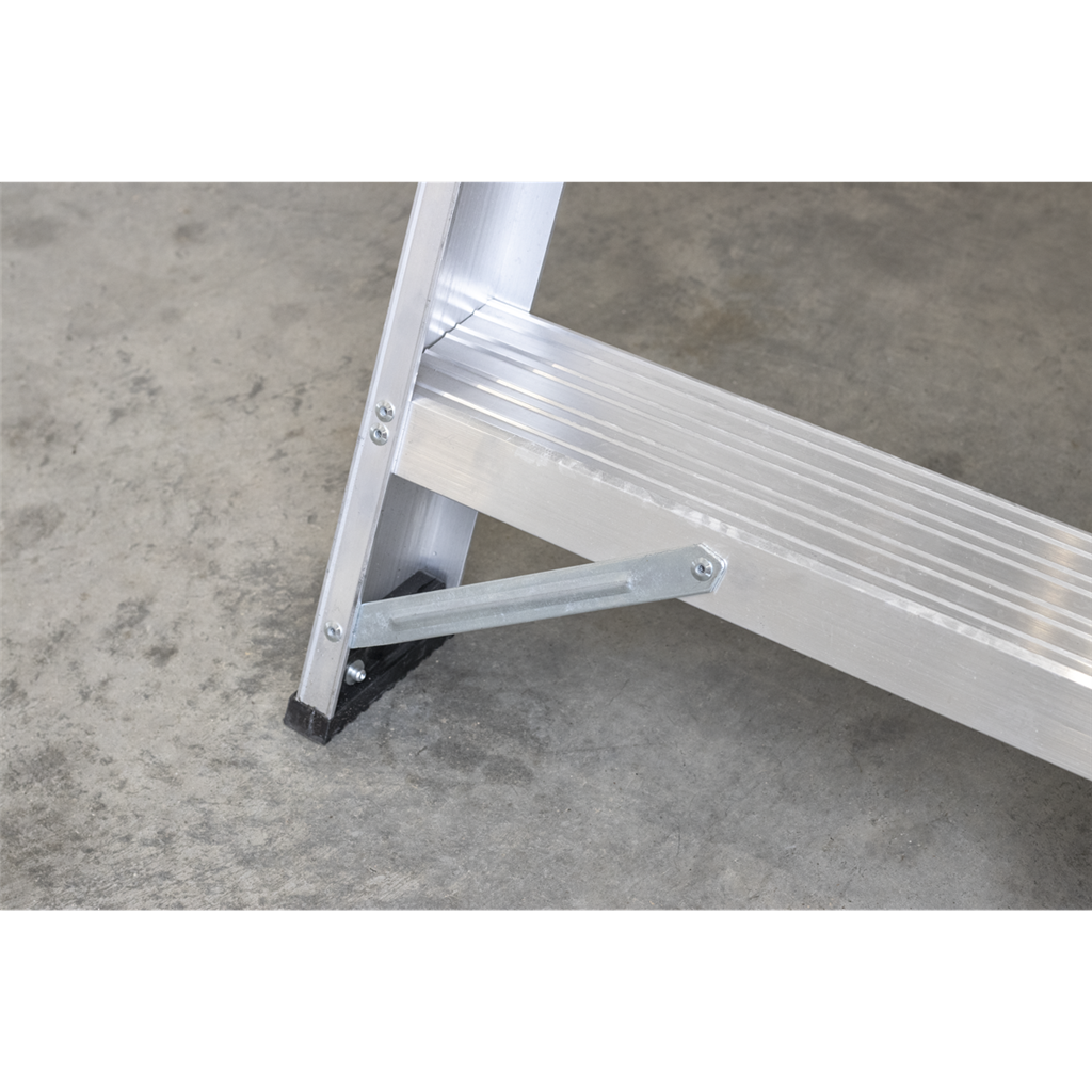 Industrial Step Ladder 12-Tread Aluminium - BS EN 131