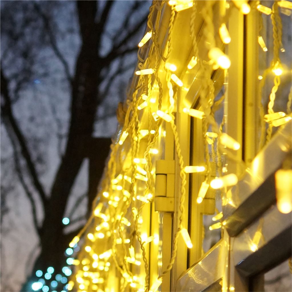 Eagle Connect Icicle Lights White Rubber With 60/40/20cm Drop with 10% Twinkle