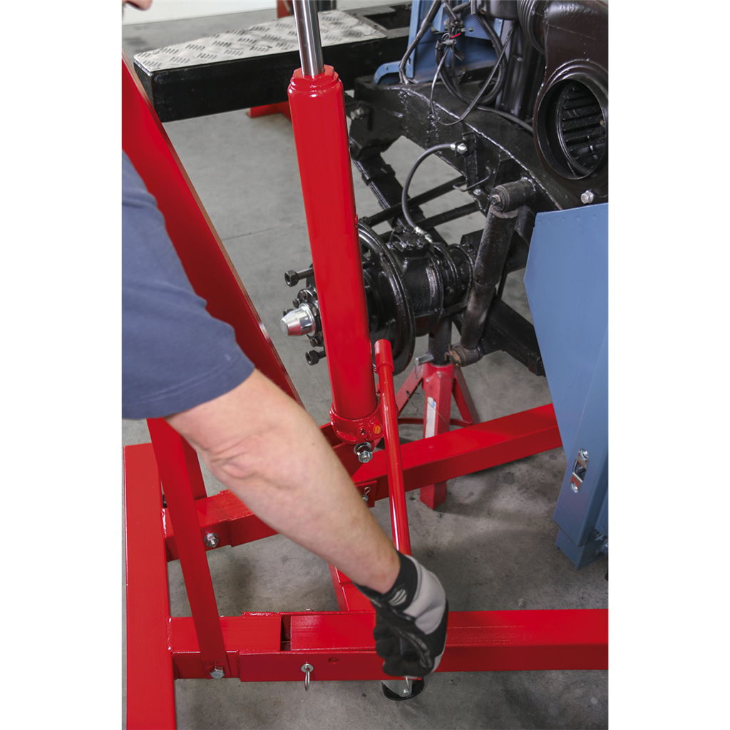 Folding Engine Crane 1 Tonne