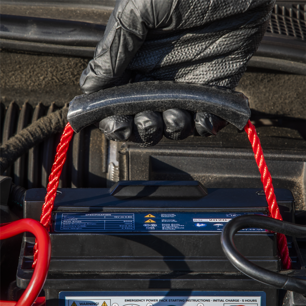 RoadStart&#174; Compact Jump Starter 12V 900A