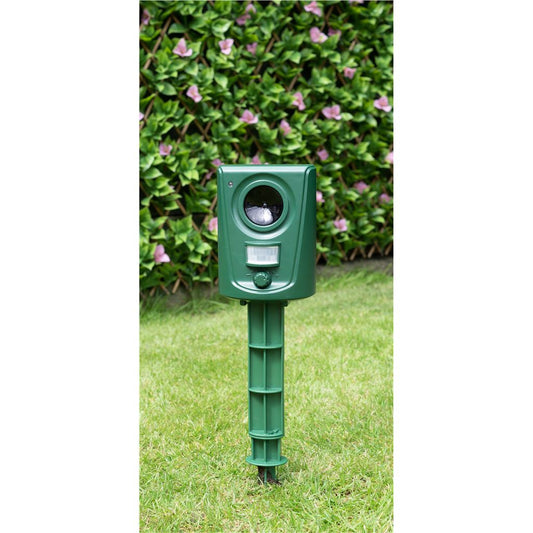 St Helens Home and Garden Ultrasonic Battery Operated Animal Repeller - Pack of 2