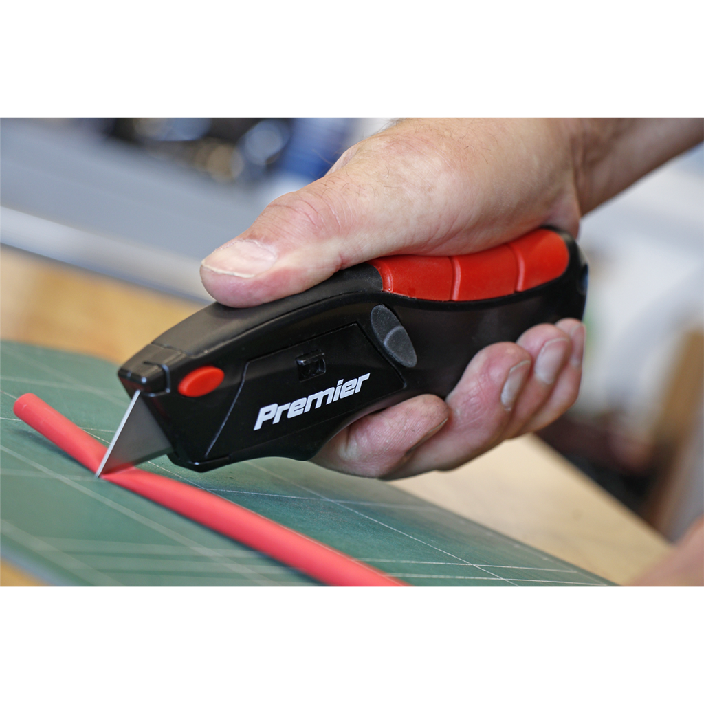 Utility Knife Auto-Loading Squeeze Action