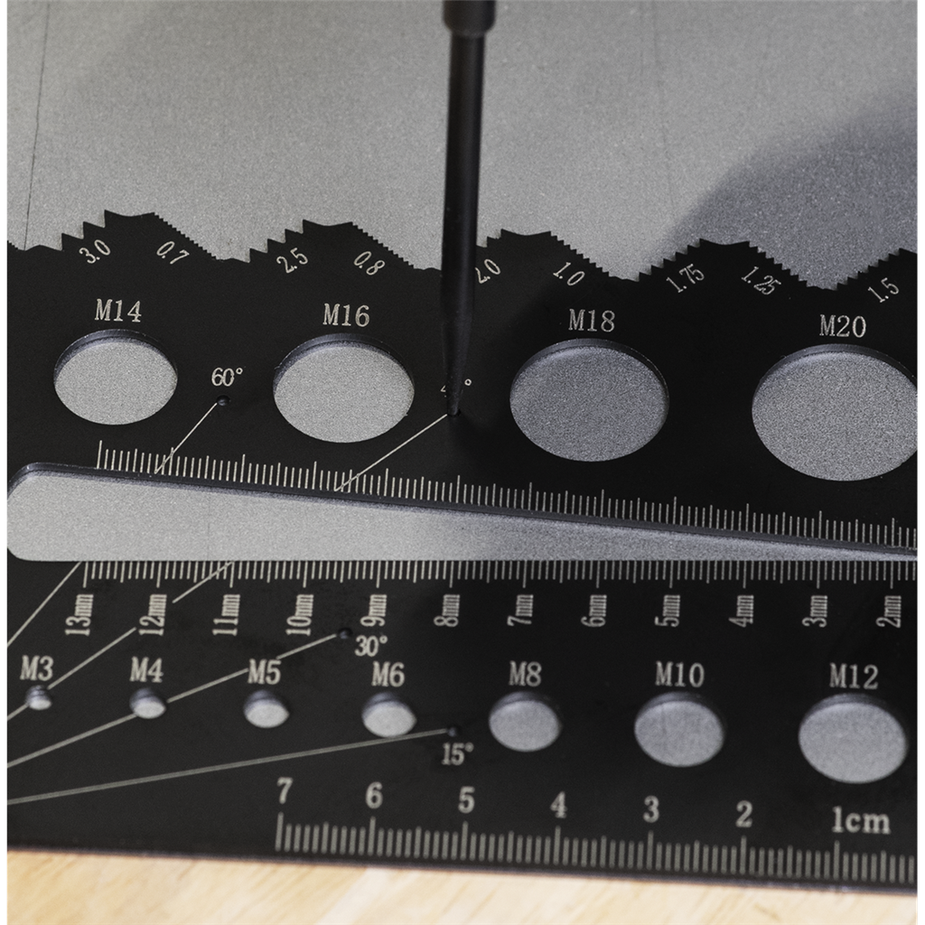 Multi-Gauge - Metric