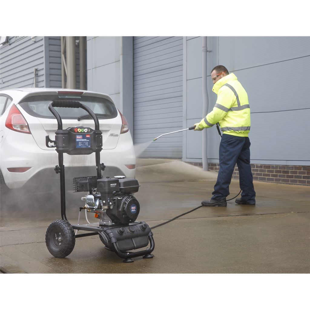 Pressure Washer 220bar 540L/hr 6.5hp - Petrol